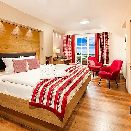Hotel Johanneshof 4*